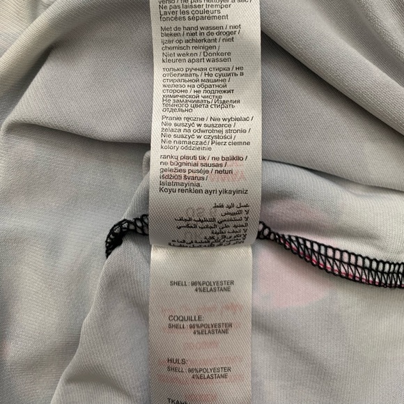 Girls on Film Body-Conscious Dress in Chevron Mix Print - Picture 6 of 7